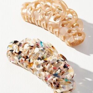 Anthropologie Set of 4 Large Neutral Scalloped Claw Clips